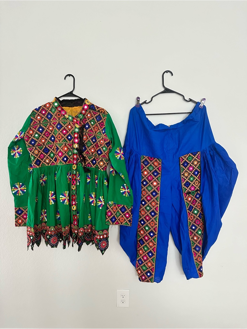 Indian Gujarati Kedia Kurta Dhoti Navratri Garba Dandiya traditional costume